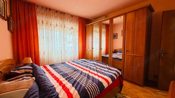 De vanzare apartament cu 4 cam dec. in Galati, piata Centrala, etaj5/7 — fotografia 1