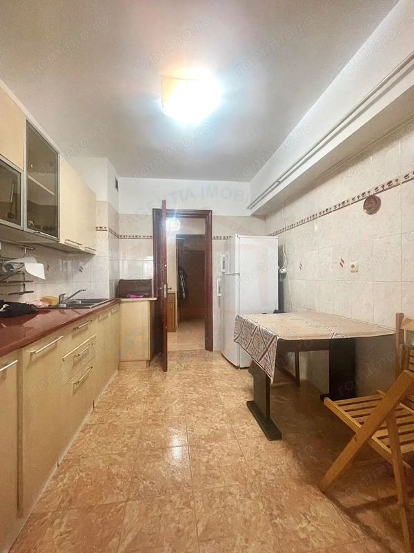 Apartament spațios 2 camere, decomandat, Mazepa – etaj 8, cu lift — fotografia 1