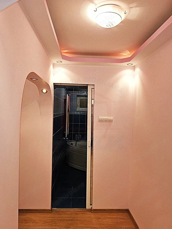 55.5oo Euro, 55 mp, 2 camere, etaj 4 din 5, liber, Siderurgistilor — fotografia 3