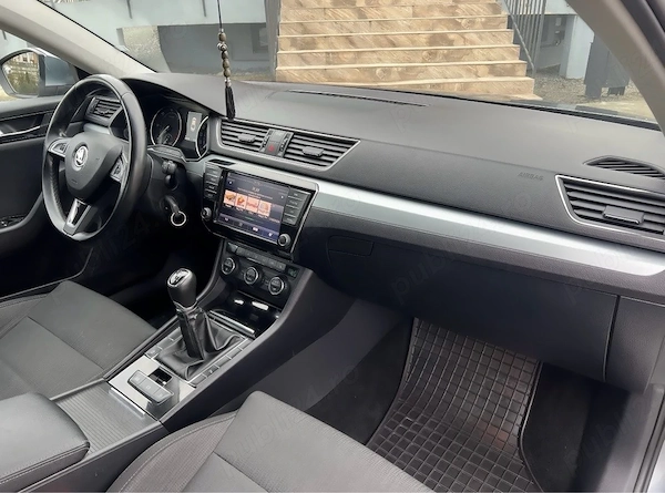 skoda superb 2018 1.6 TDI foarte Ingrijita