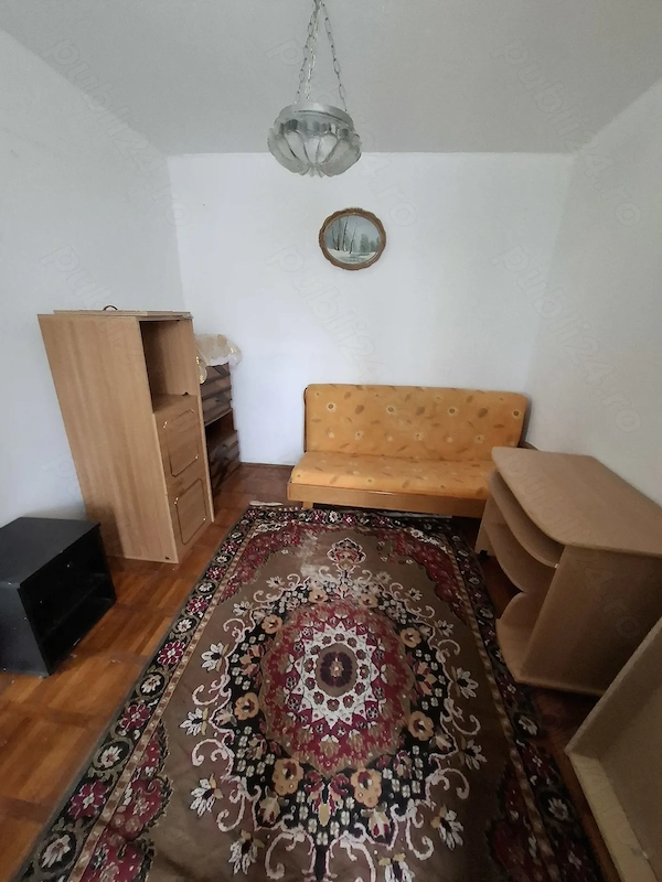 Vând apartament cu 2 camere bloc de 4etaje la parter zona bună govandari — fotografia 2