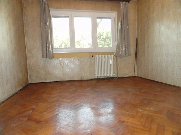 Apartament 3 camere conf. 1, parter zona centrala intre Pta M. Viteazu si Consiliul Judetean, 72 mp — fotografia 3