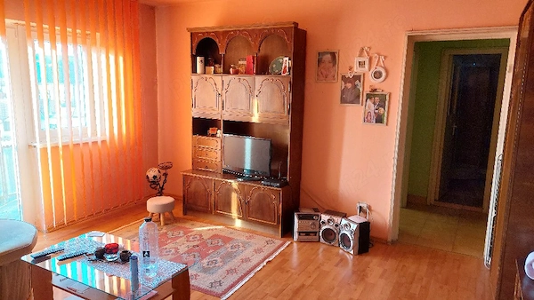 De vânzare apartament cu 2camere Aleșd — fotografia 3