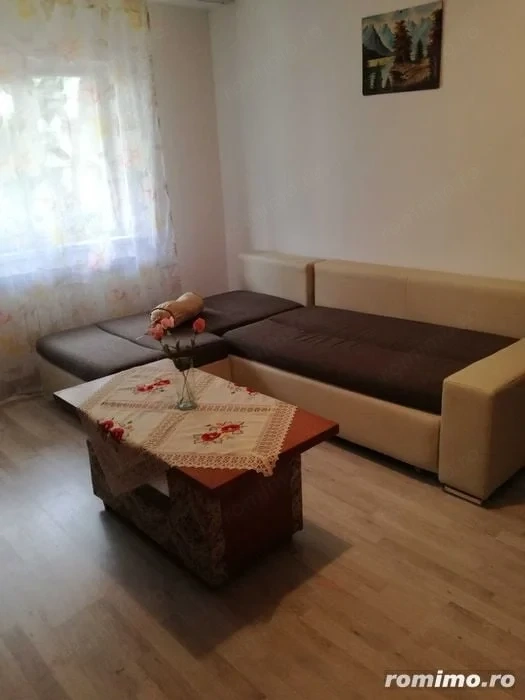 Inchiriez apartament 2 camere zona Complex