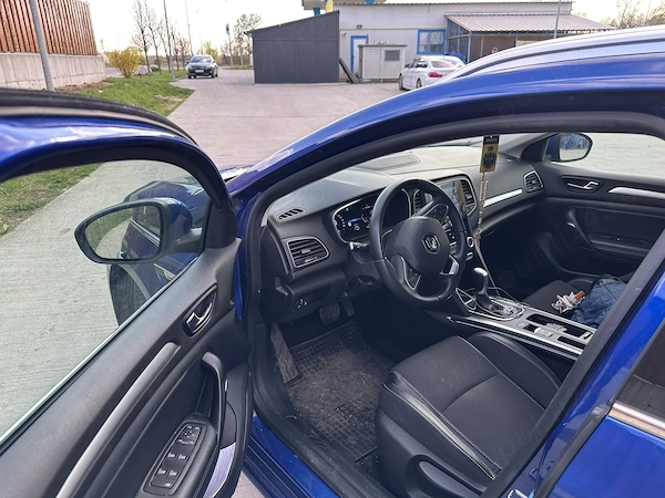 RENAULT Megane 2021 — imagine 4