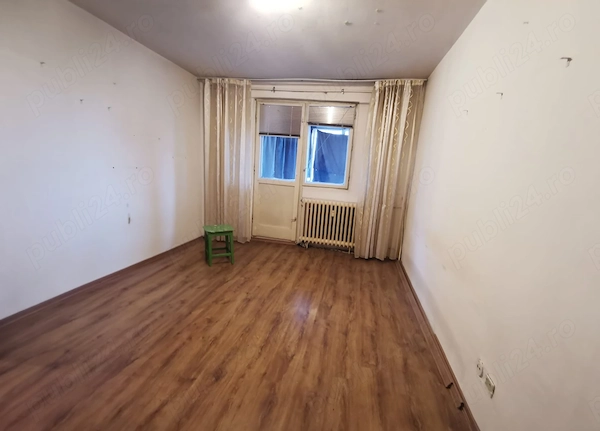 Vanzare - Apartament 2 camere Lujerului locație excelentă, ideal locuit sau investiție — fotografia 3