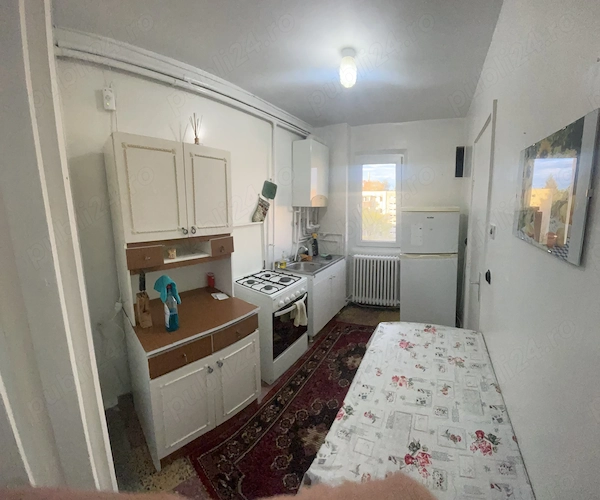 Închiriez apartament 2camere — fotografia 1