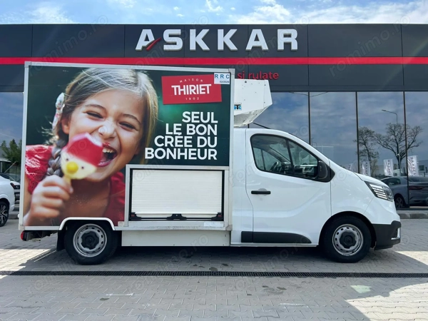 RENAULT Trafic 2023 — imagine 4