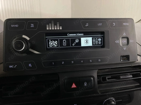 PEUGEOT Partner 2020 — imagine 12