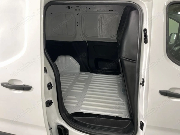 PEUGEOT Partner 2020 — imagine 10