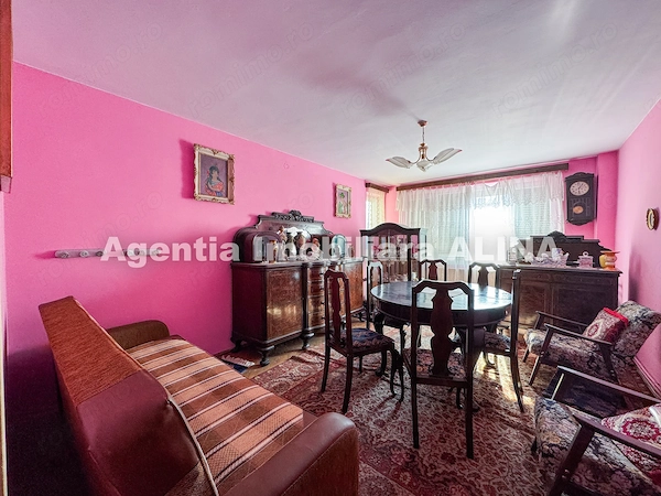 De vanzare, Apartament 4 camere + Boxa, in Deva, zona Licee, Str. Titu Maiorescu, 93 mp, etaj 3 — fotografia 1