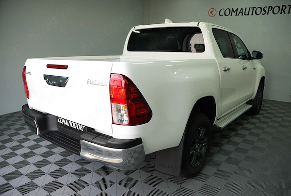 TOYOTA Hilux 2023 — imagine 6