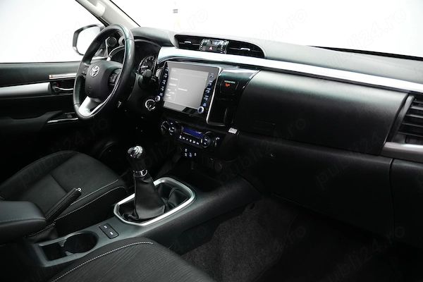 TOYOTA Hilux 2023 — imagine 10