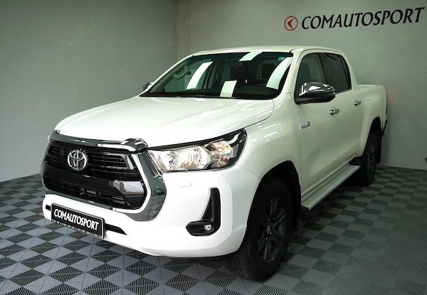 TOYOTA Hilux 2023 — imagine 3