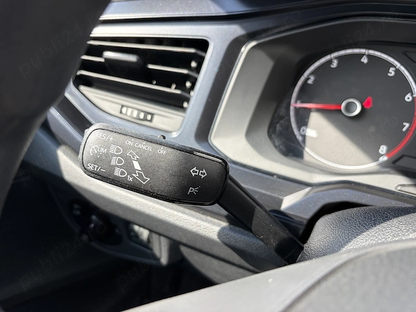 VOLKSWAGEN Polo 2021 — imagine 9