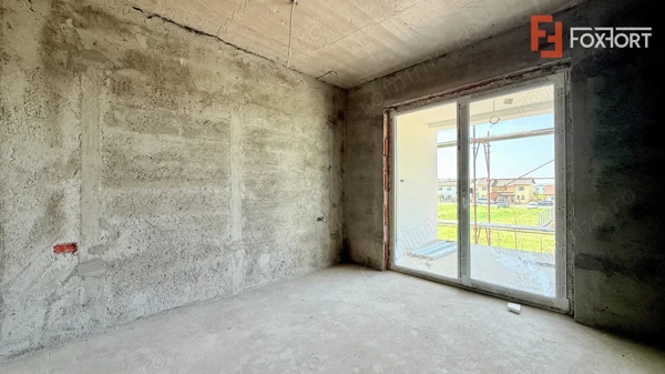 Apartament de vanzare, 3 camere + 300 mp curte - Mosnita - Drumul Boilor — fotografia 3