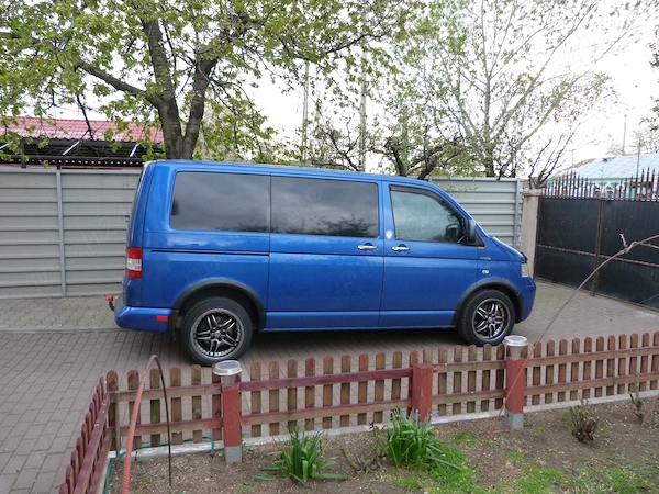VOLKSWAGEN Transporter 2005 — imagine 3