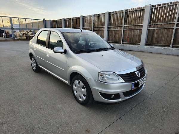 DACIA Logan