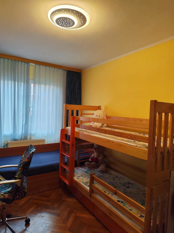 Proprietar Apartament 3 camere, etaj 2 4, însorit, aproape de piața Astra + loc de parcare — fotografia 3