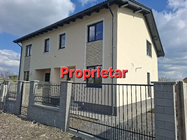 Vand casa tip duplex