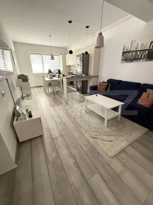Apartament de vânzare, 3 camere, Terasă + Parcare – Zona Tractorul, Brașov — fotografia 2