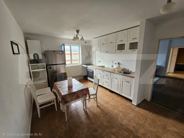 Apartament 2 camere, 55 mp, renovat, luminos, zona Cetate – Alba Iulia — fotografia 3