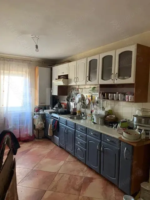 Apartament decomandat cu 3 camere, rogerius — fotografia 1