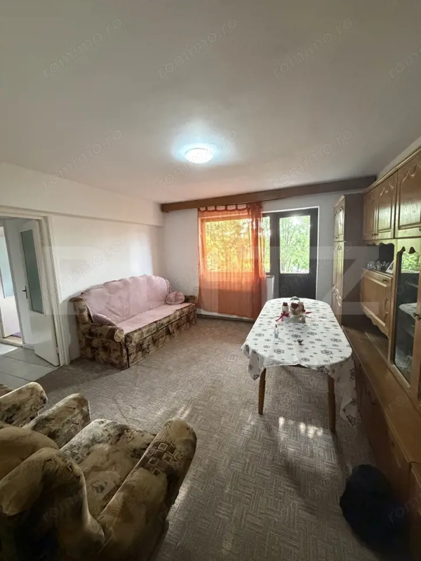 Apartament de vânzare cu 3 camere, 65 mp, zona Micro 16 — fotografia 1