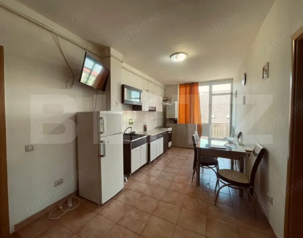 Apartament 3 camere, parcare, 68 mp, zona Porii — fotografia 1
