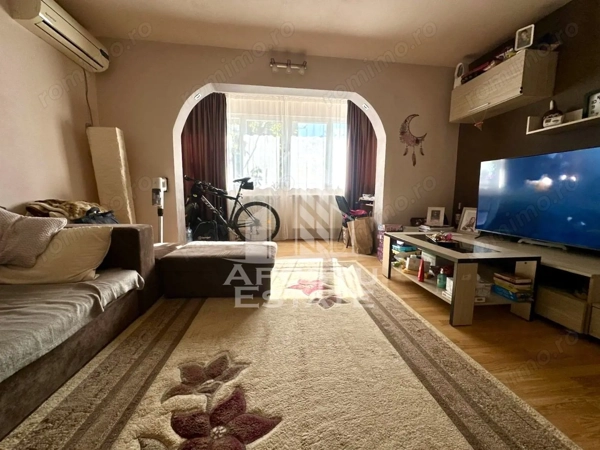 Apartament de vanzare cu 3 camere de vanzare, zona Sagului, Timisoara — fotografia 2