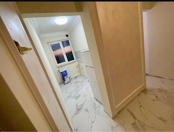 Propietar vand schimb Apartament 2 camere balcon Lux sagului str.Ana ipatescu Mall shopping city — fotografia 2
