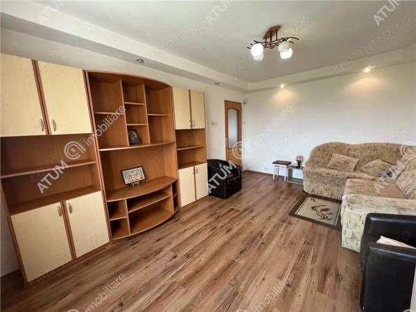 Apartament 2 camere decomandate cu boxa si pivnita zona Vasile Aaron — fotografia 3