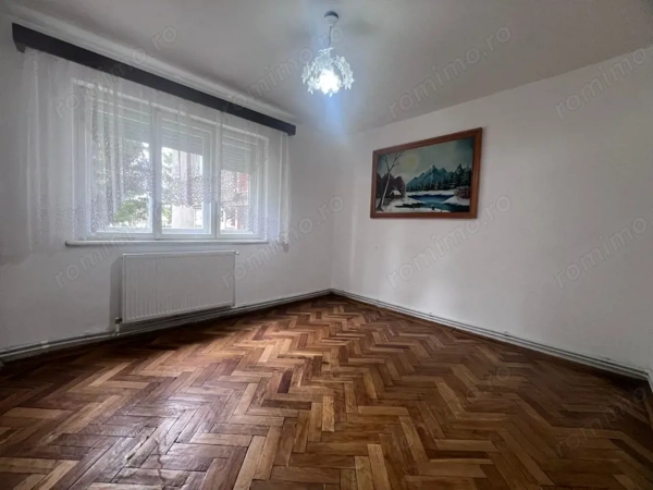 Apartament 2 camere, zona Minerul-Penny — fotografia 1