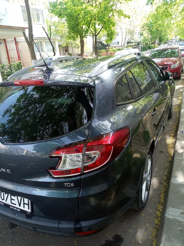 RENAULT Megane 2015 — imagine 3