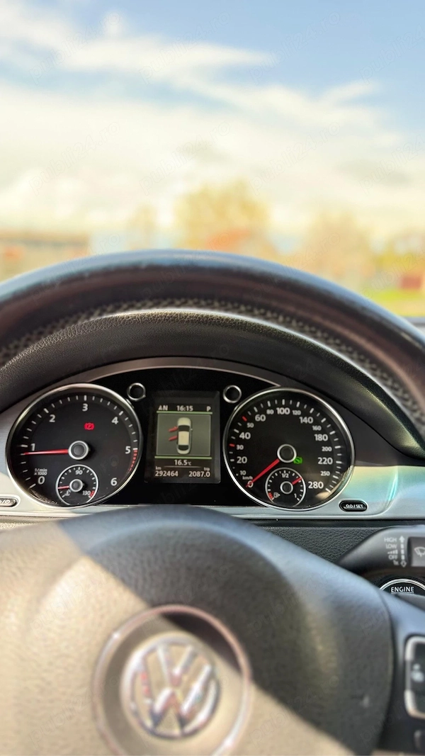 VOLKSWAGEN Passat CC 2012