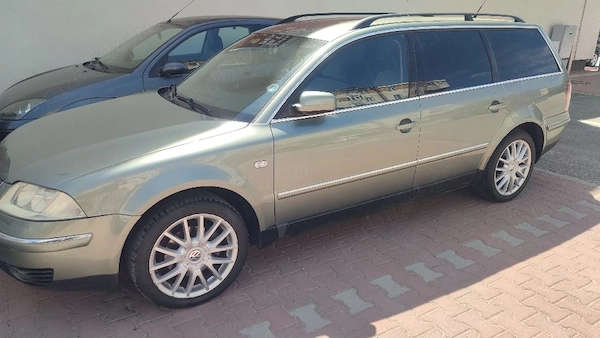 VOLKSWAGEN Passat 2003 — imagine 9
