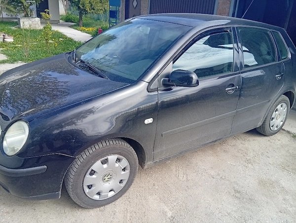 VOLKSWAGEN Polo 2003