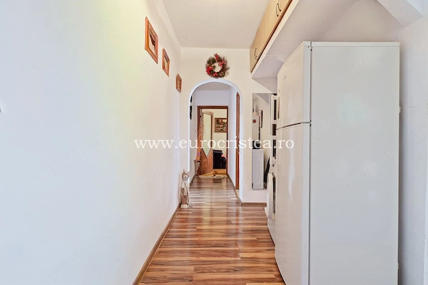 4 camere Mangalia | Etaj 3 | Mobilat | Parc vizavi | Școli lângă | 1 km de mare | Preț bun — fotografia 1