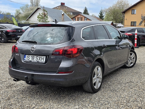 OPEL Astra 2011 — imagine 3