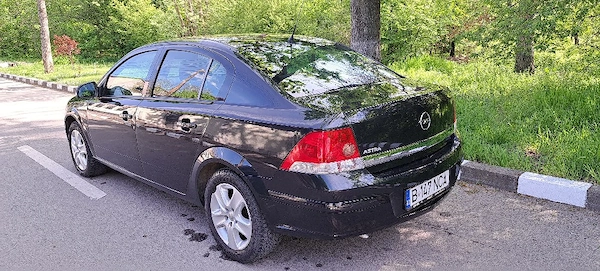 OPEL Astra 2013 — imagine 4