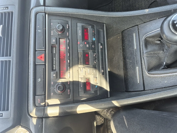 AUDI A4 2003 — imagine 2