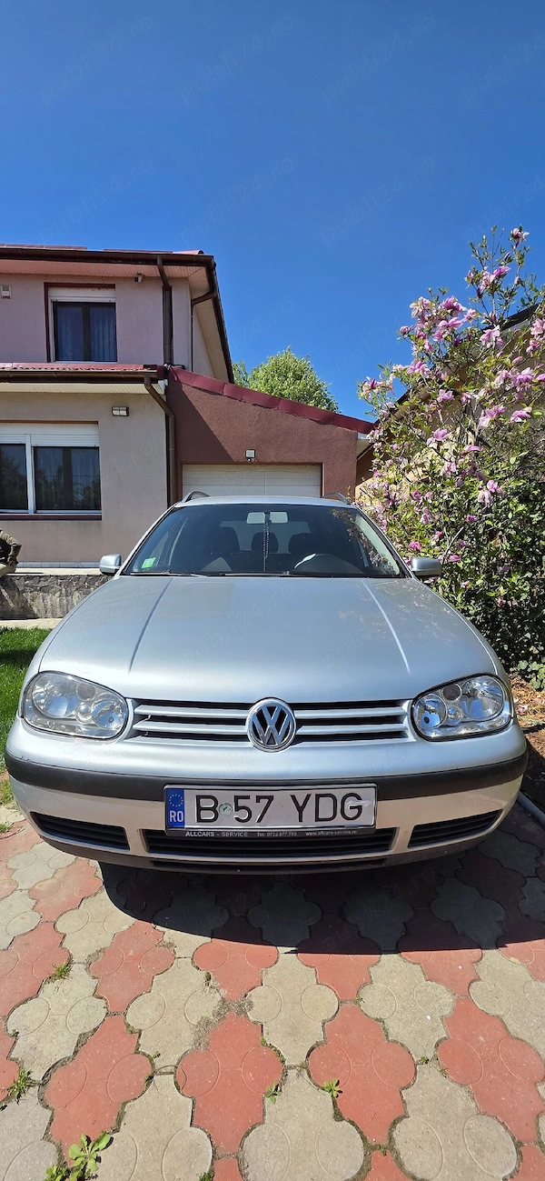 VOLKSWAGEN Golf 2004