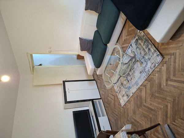 Inchiriez apartament cu 2 camere