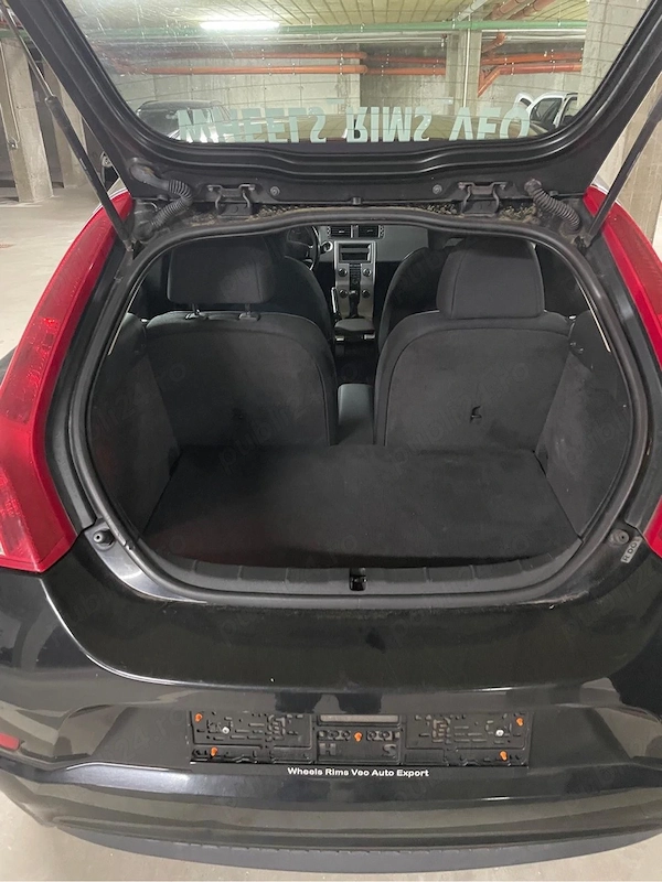 VOLVO C30 2010 — imagine 5