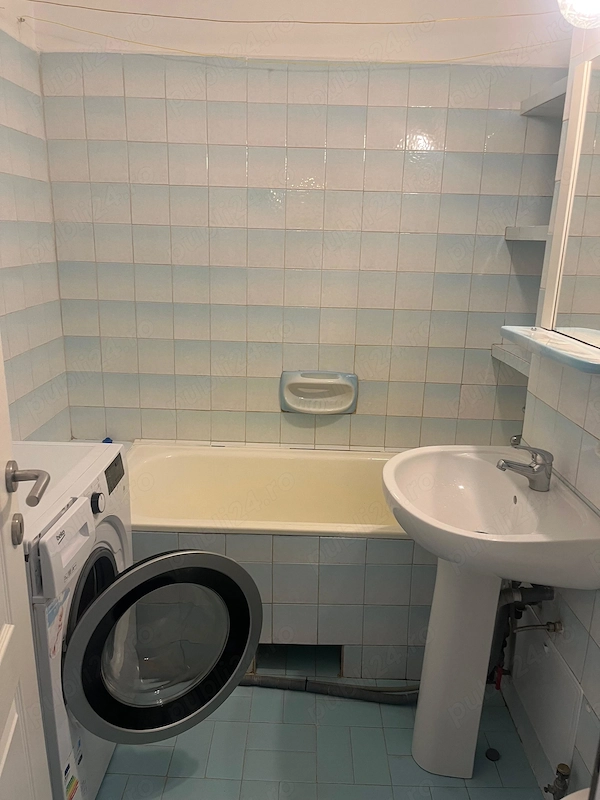 Proprietar , inchiriez apartament cu 2 camere