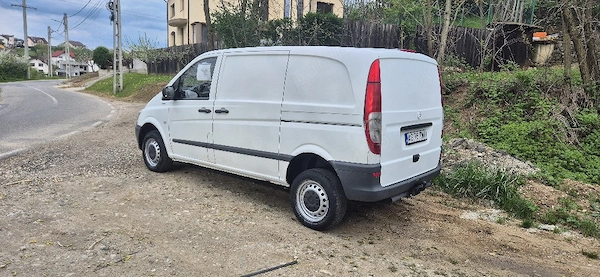 MERCEDES-BENZ Vito 2012 — imagine 6