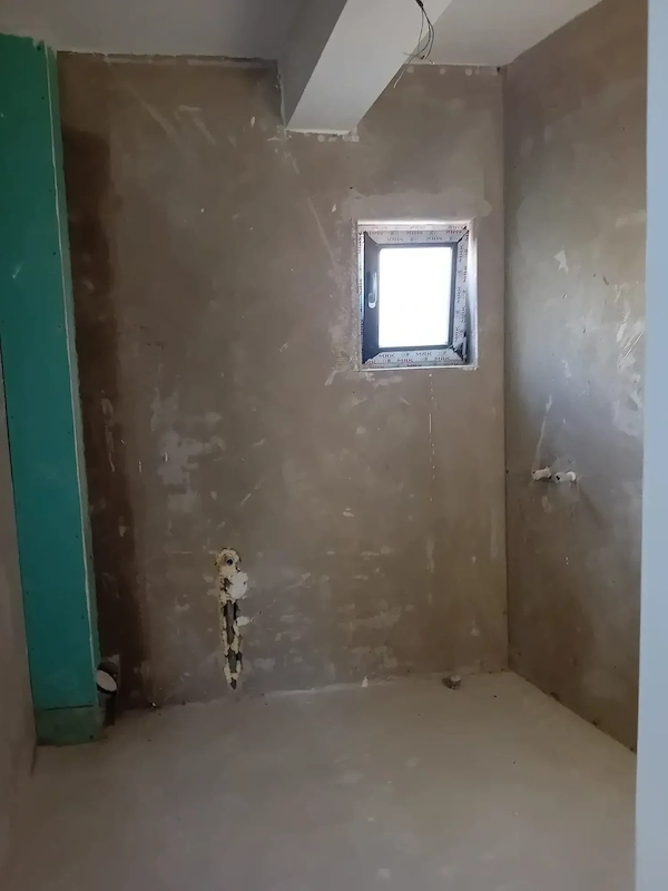 Apartament 2 camere 72m 1300E m zonă liniștită aproape de centrul orașului — fotografia 3