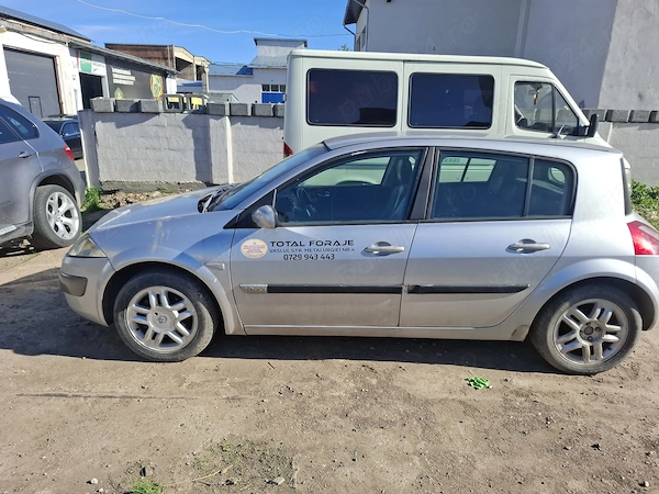 RENAULT Megane 2005 — imagine 2