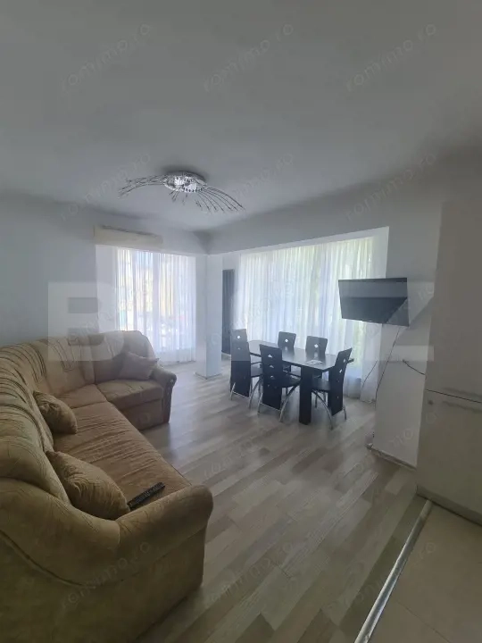 Apartament cu 3 camere, parcare inclusa in pret, zona Florilor — fotografia 1