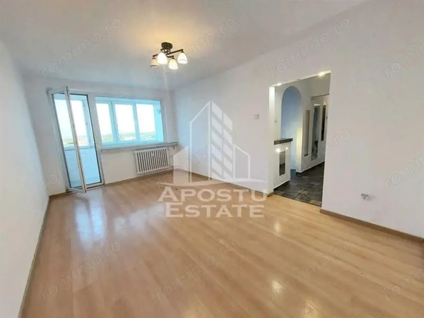 Apartament cu 3 camere, de vanzare, zona Sagului, Timisoara — fotografia 1